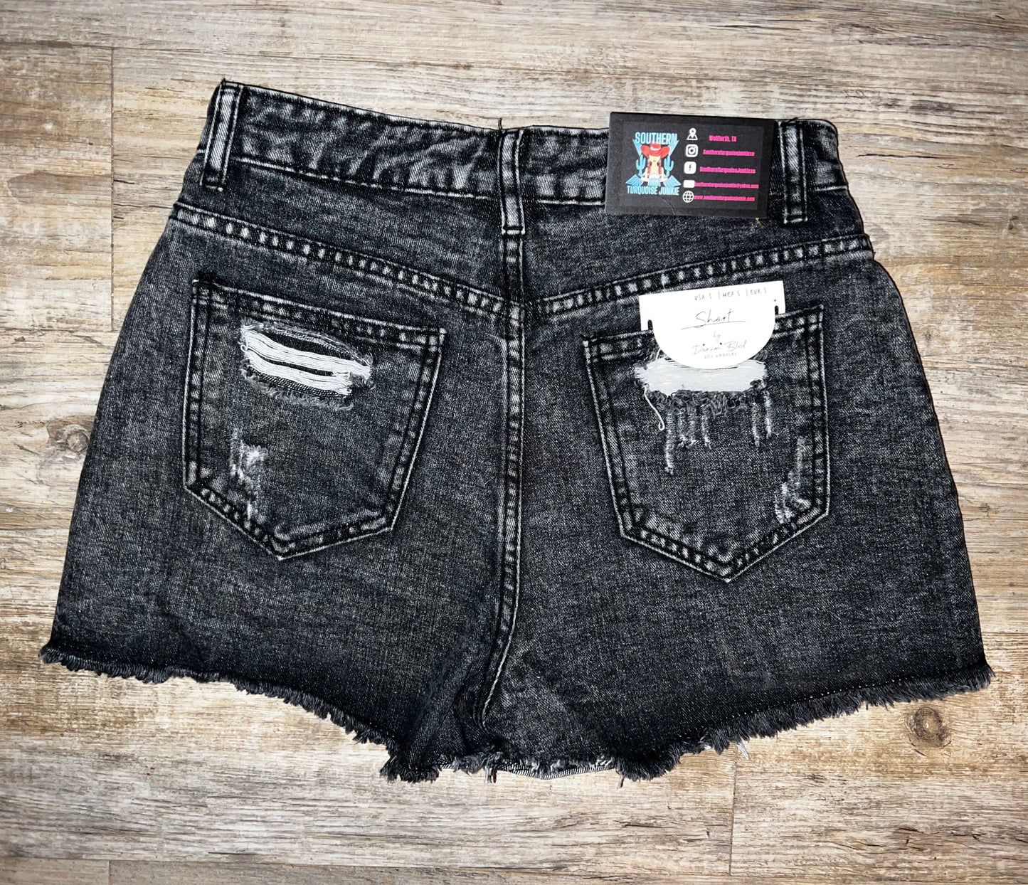 BLACK DISTRESSED DENIM SHORTS